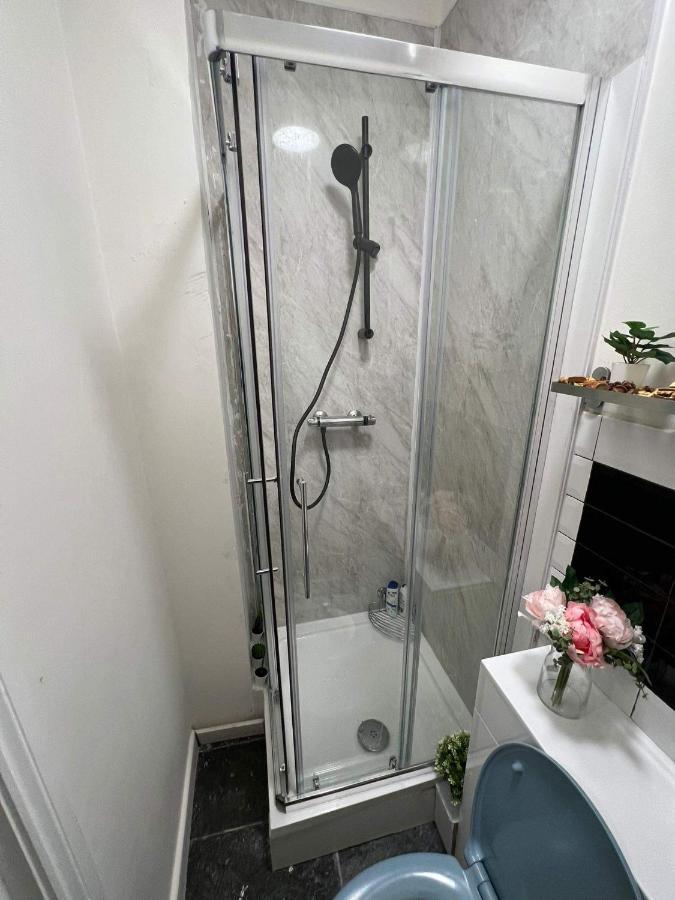 Guest&Rest 4 Apartment London Bagian luar foto